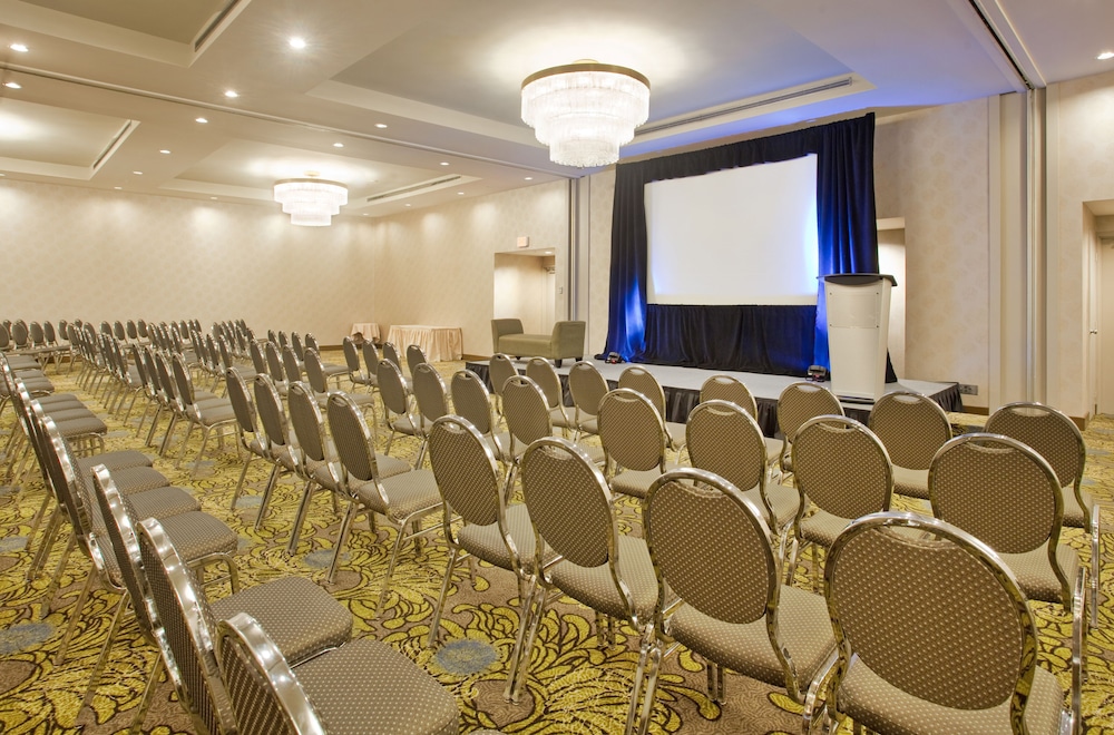 Holiday Inn Vancouver Centre 52/73