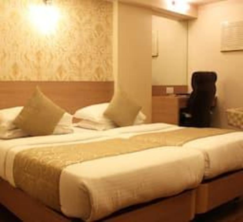 Rajhans Hotel - Mumbai 10/19