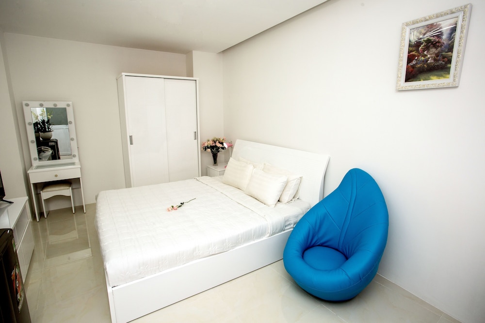 Valentine Hotel 26/50