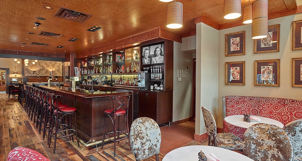 Best Western Plus the Normandy Inn Suites 26/31