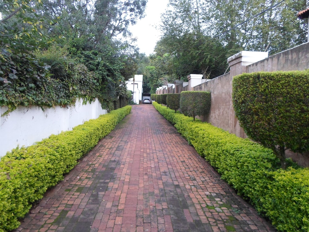 Bed And Breakfast In Waterkloof 41/50