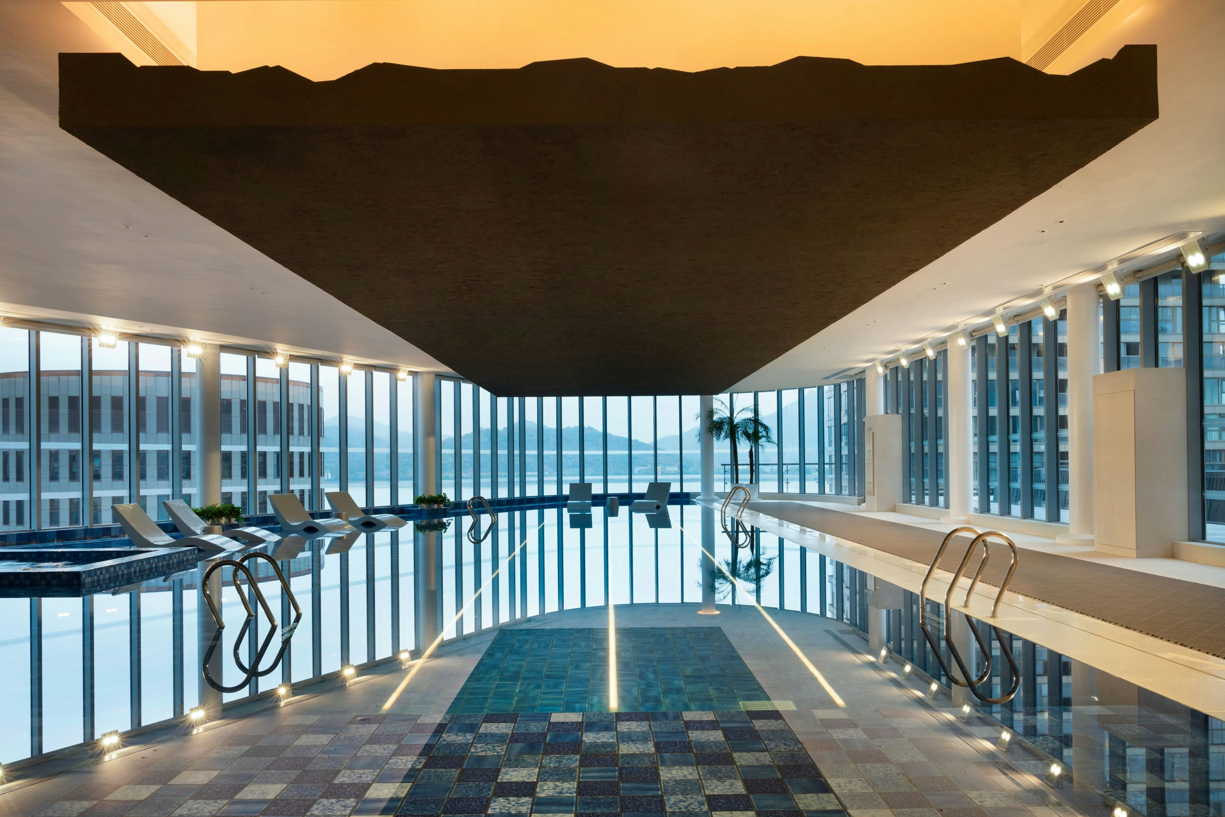 Le Meridien Hangzhou Binjiang 8/33