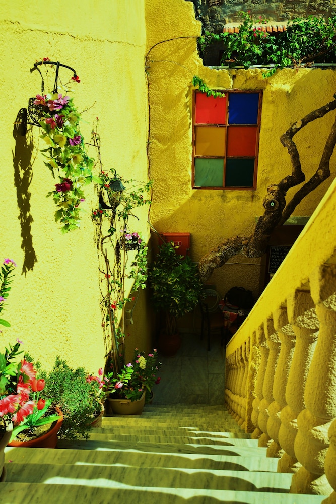 Olympos Pension 47/50