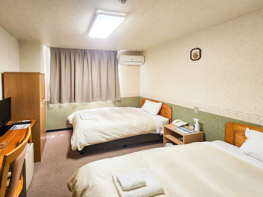 Hotel Himeji Hills 7/38