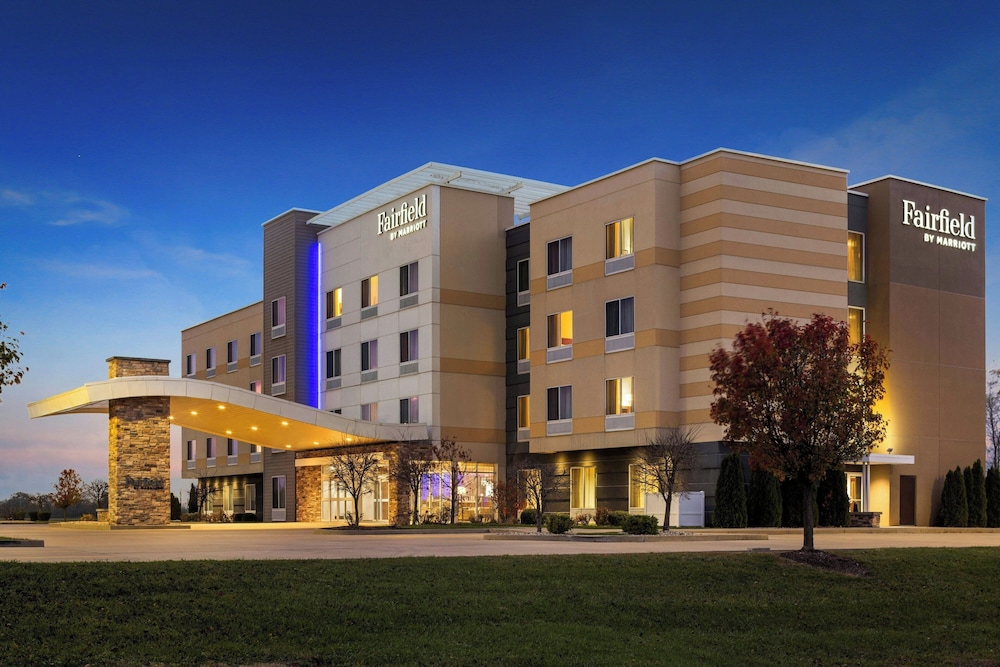 Fairfield Inn Suites St Louis Pontoon Beach Granite City in Granite City - IL