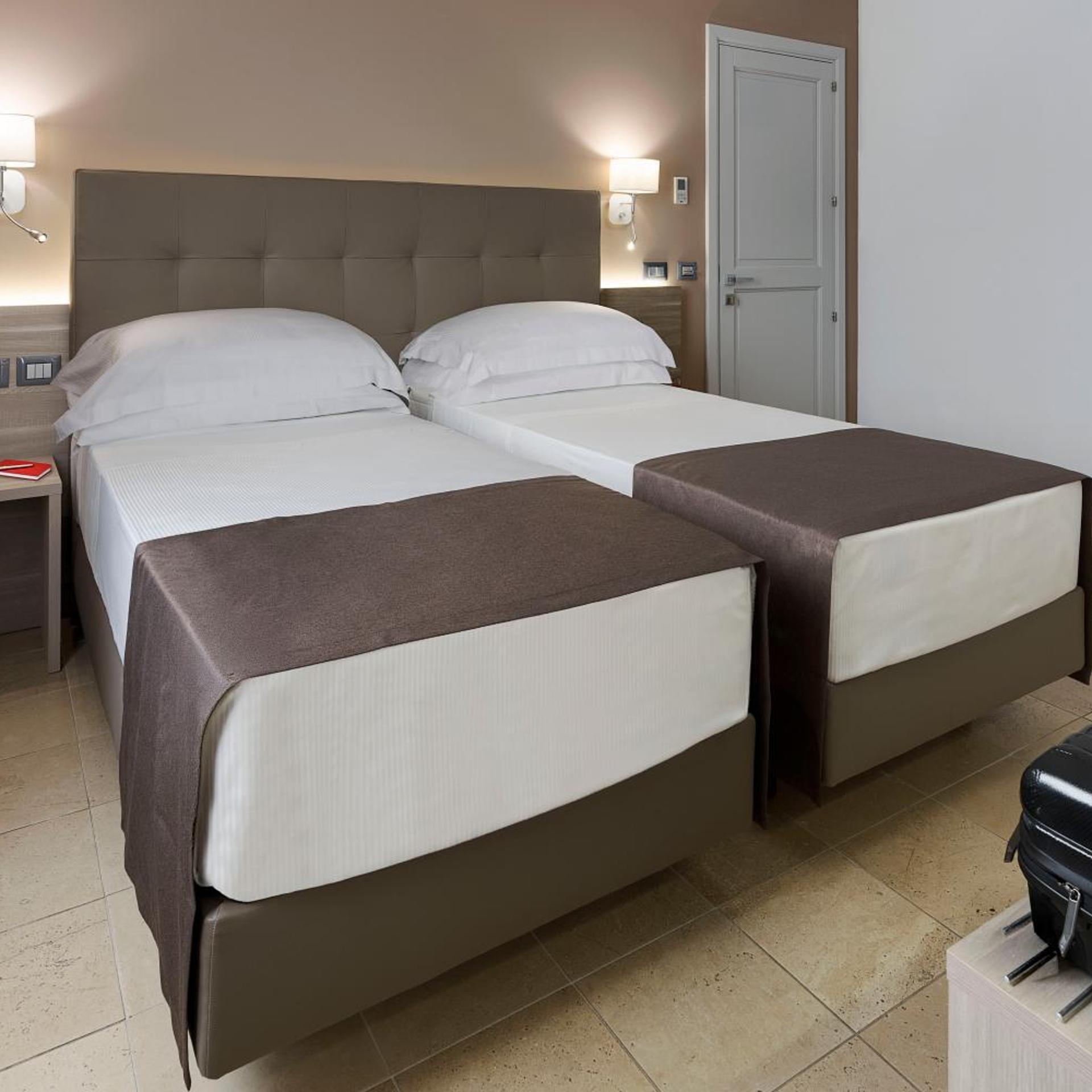 Standard, Double or Twin Bed, Netum Hotel 4/10