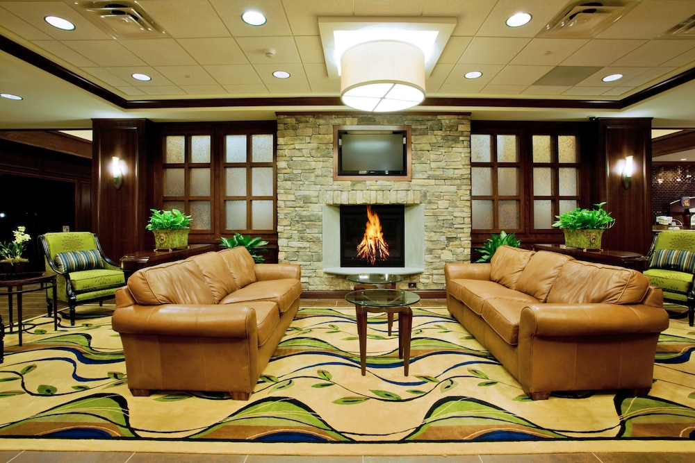 Holiday Inn Express Hotel And Suites Wilmington Newark 56/72