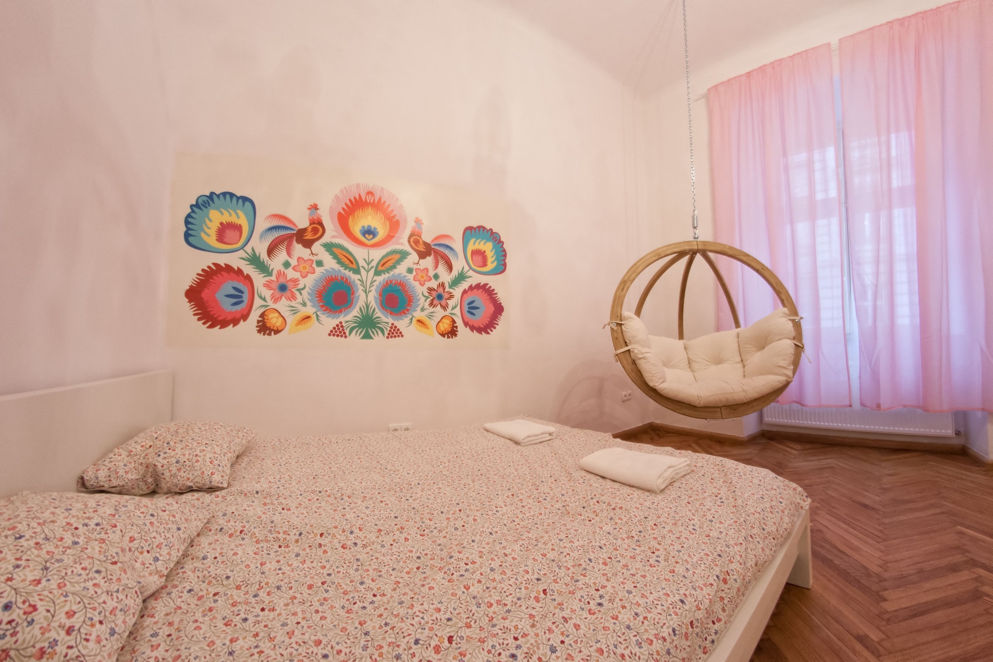 FAMILY, APARTMENT, 2 BATHROOMS