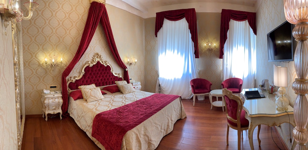 Hotel Savoia e Jolanda, WorldHotels Elite 7/66