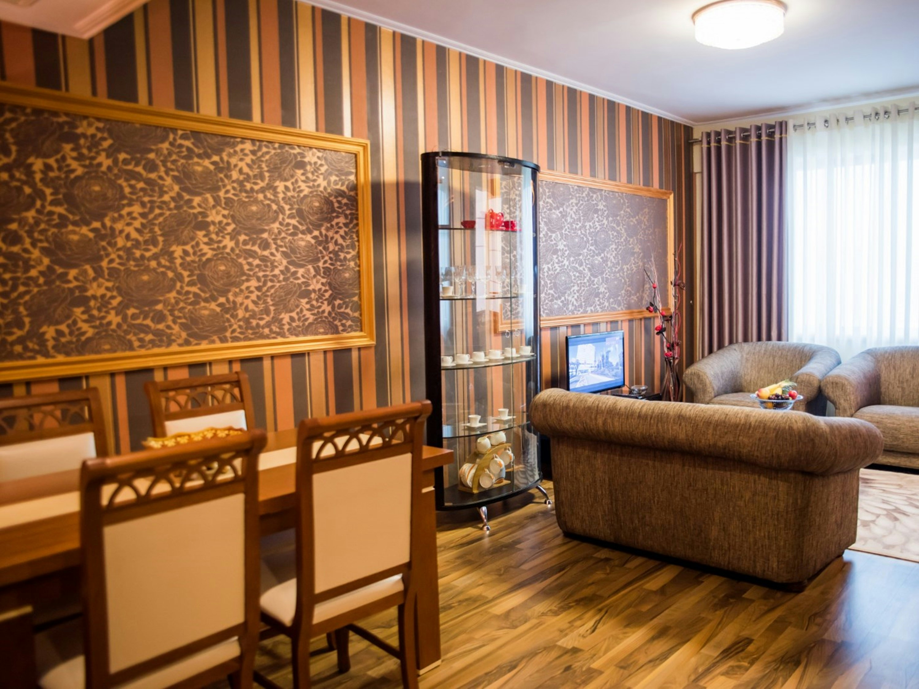 Tirana International Hotel and Conference Centre 30/50
