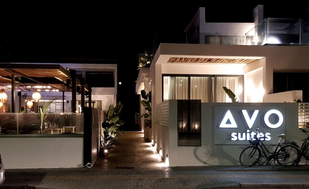 Dyo Suites 7/50