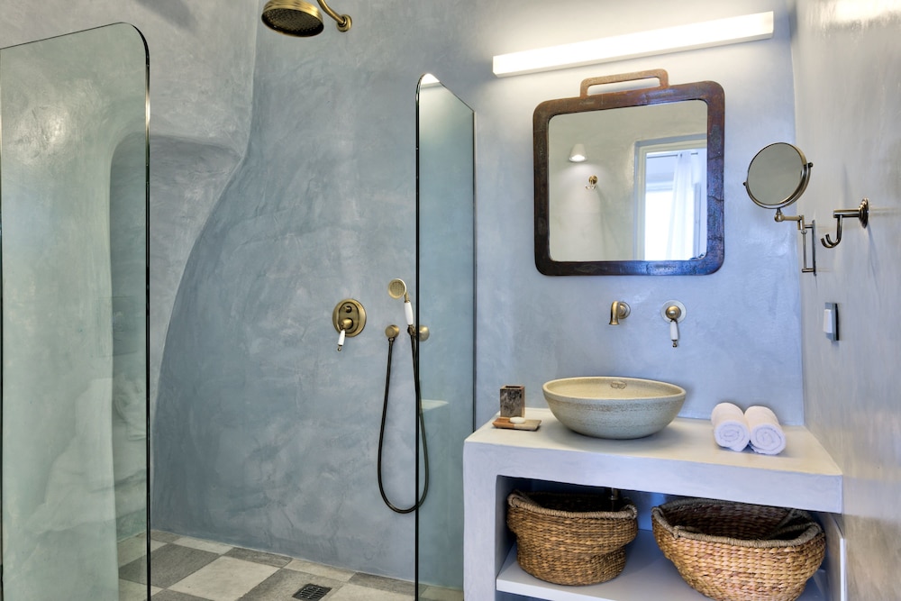 Namaste Suites By Caldera Houses 46/50