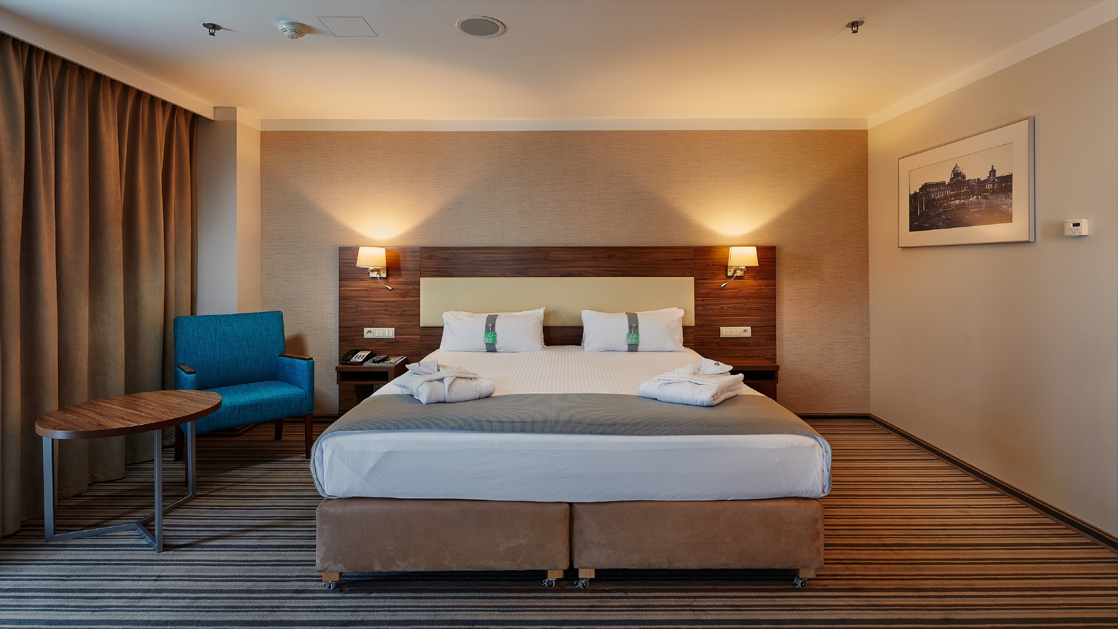 HOLIDAY INN LODZ 11/50