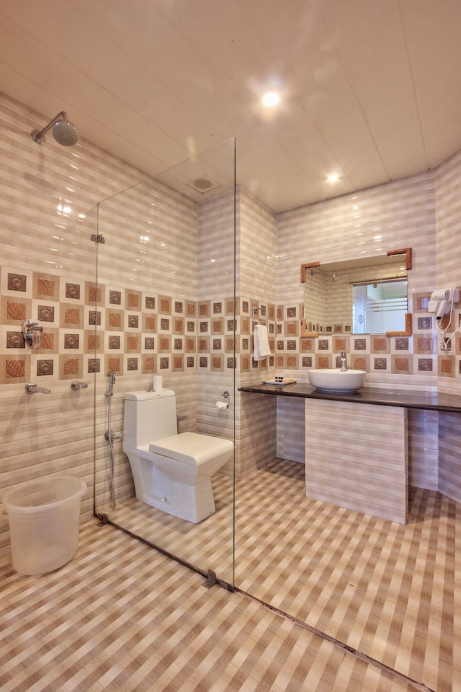 Maharaja, Suite, King Bed، Snow Flakes Resort 7/7
