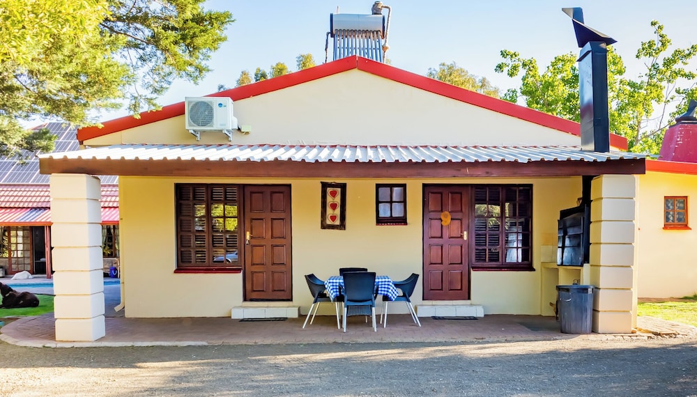 A Cherry Lane Self Catering and B&B 3/50