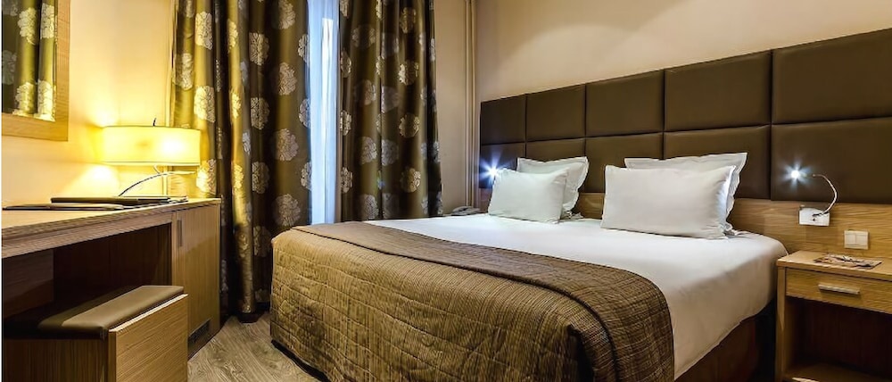 Hotel Riviera 26/50