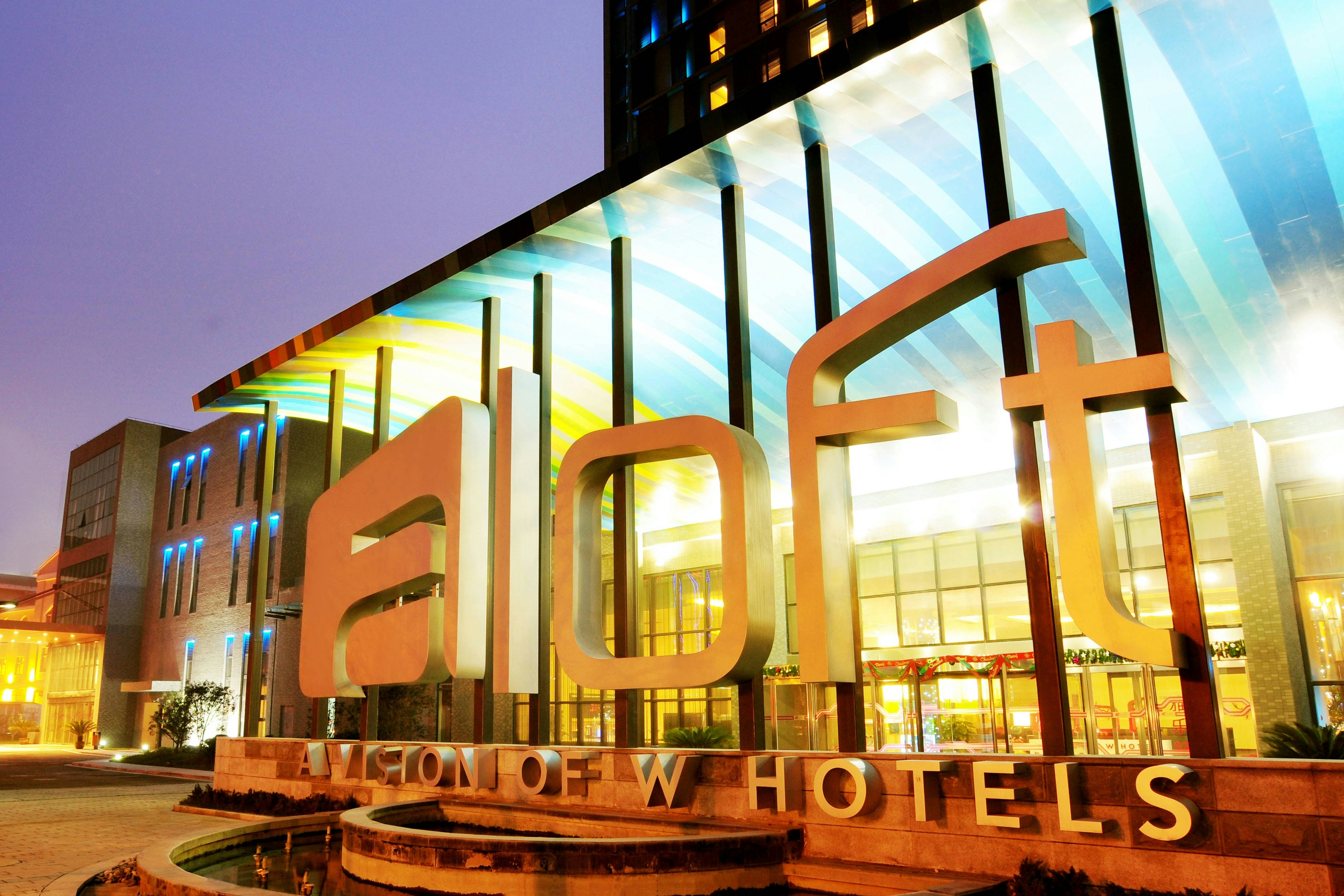 Aloft Zhengzhou Shangjie 2/10