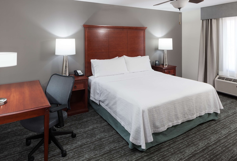 Homewood Suites by Hilton Denton 15/50