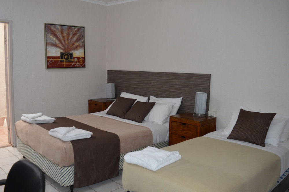 Mid City Motor Inn 20/41