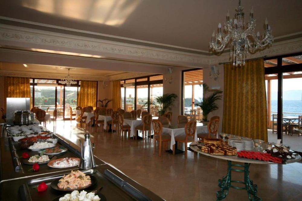 Viva Mare Hotel 47/63