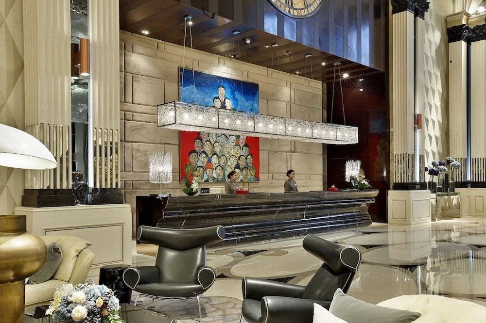 Chateau Star River Minghang Shanghai 36/44