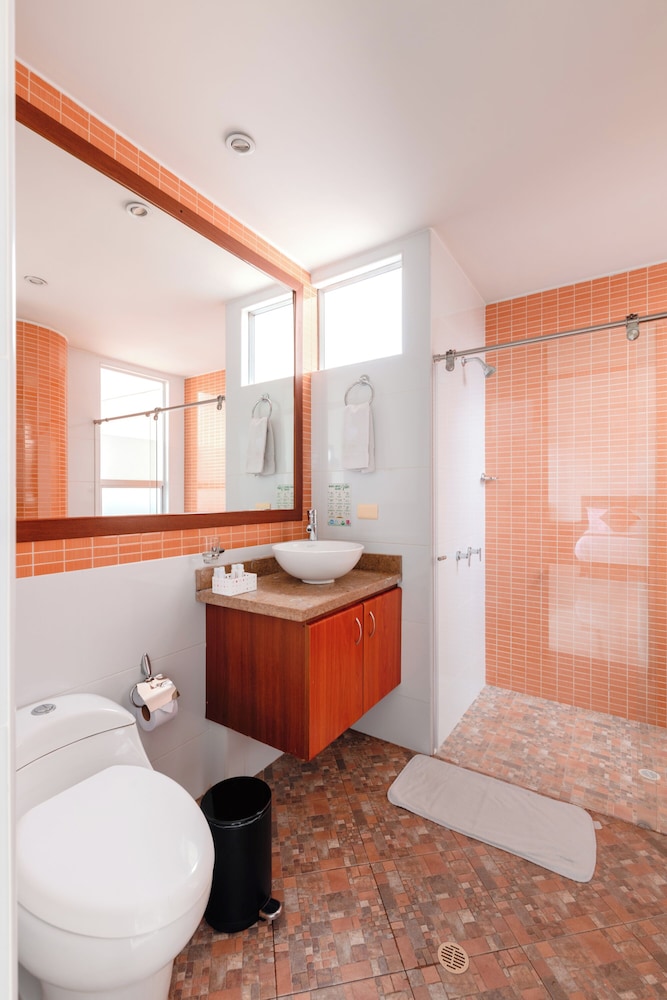 Hotel Parque 63 48/49