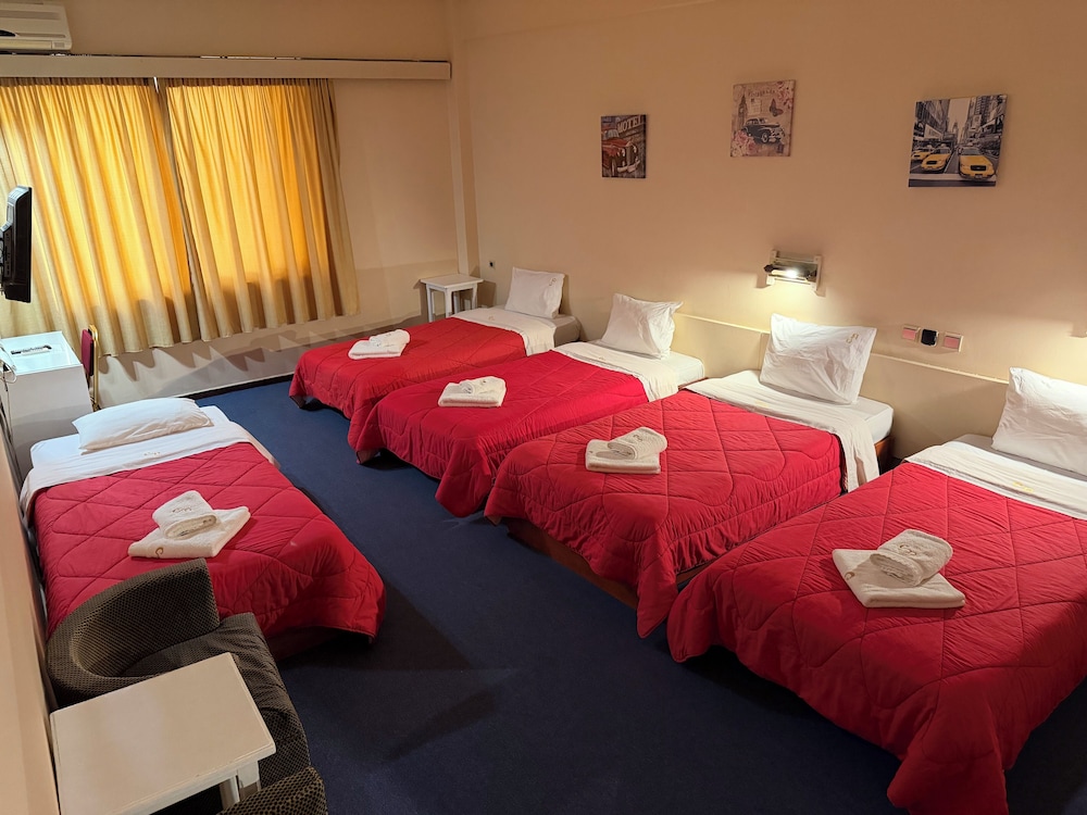 Family, 1 Double and 3 Single Beds