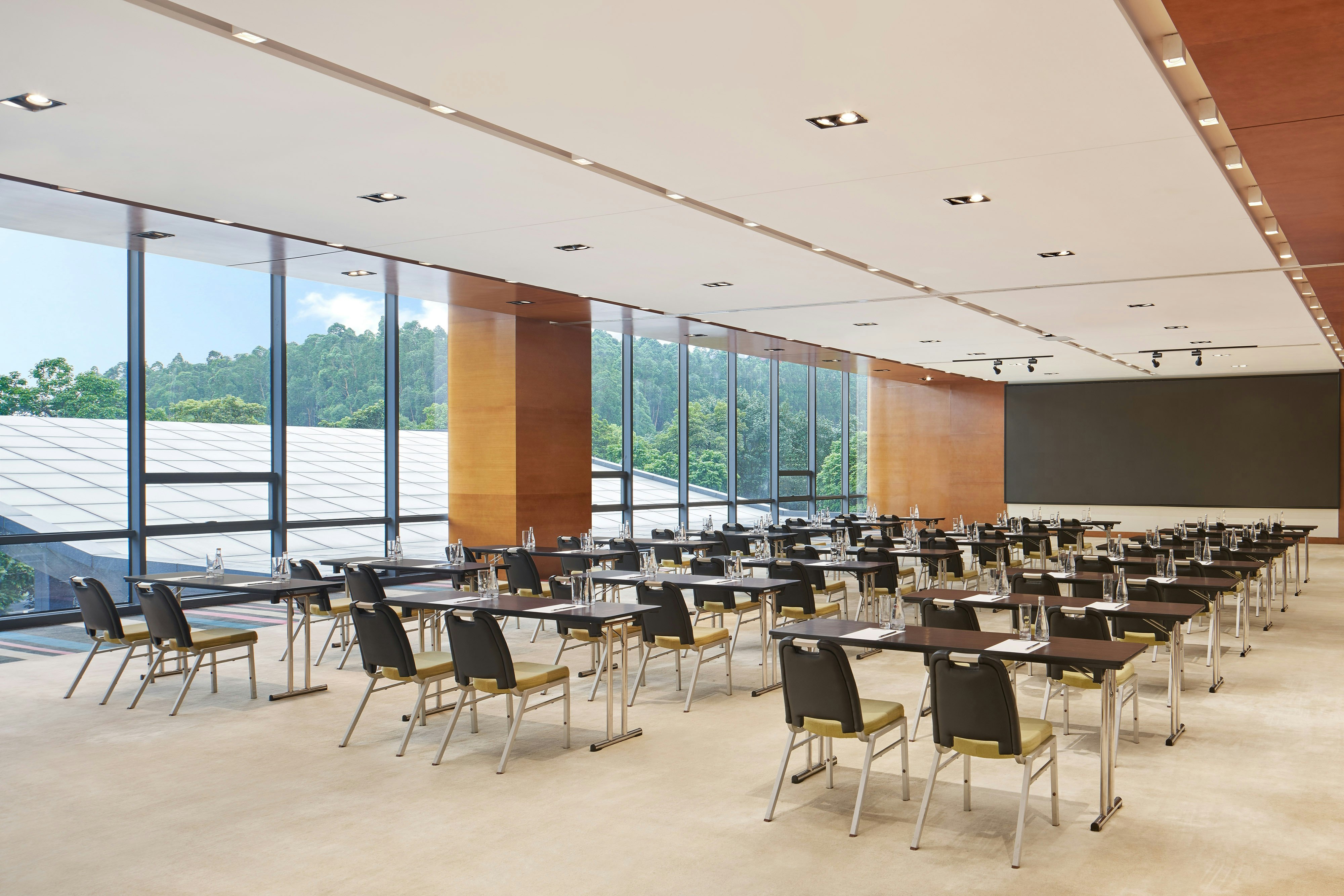 Aloft Nanhai Foshan 47/51