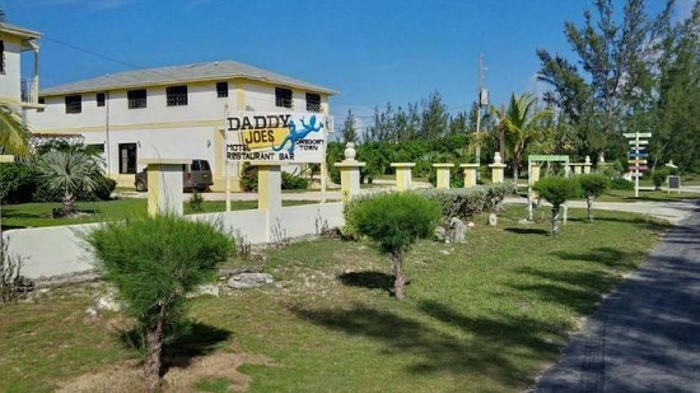 Daddy Joes 14/15