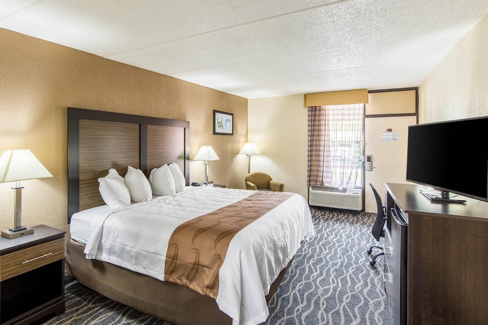 Quality Inn Forest City, NC 29/59