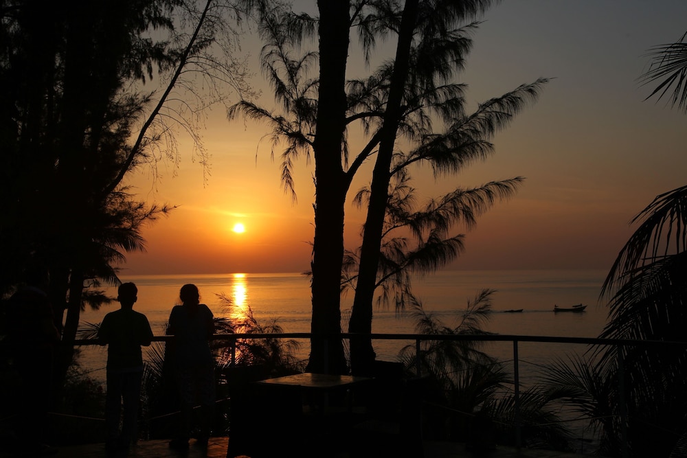 Hotel Sinclairs Bayview Port Blair 41/50