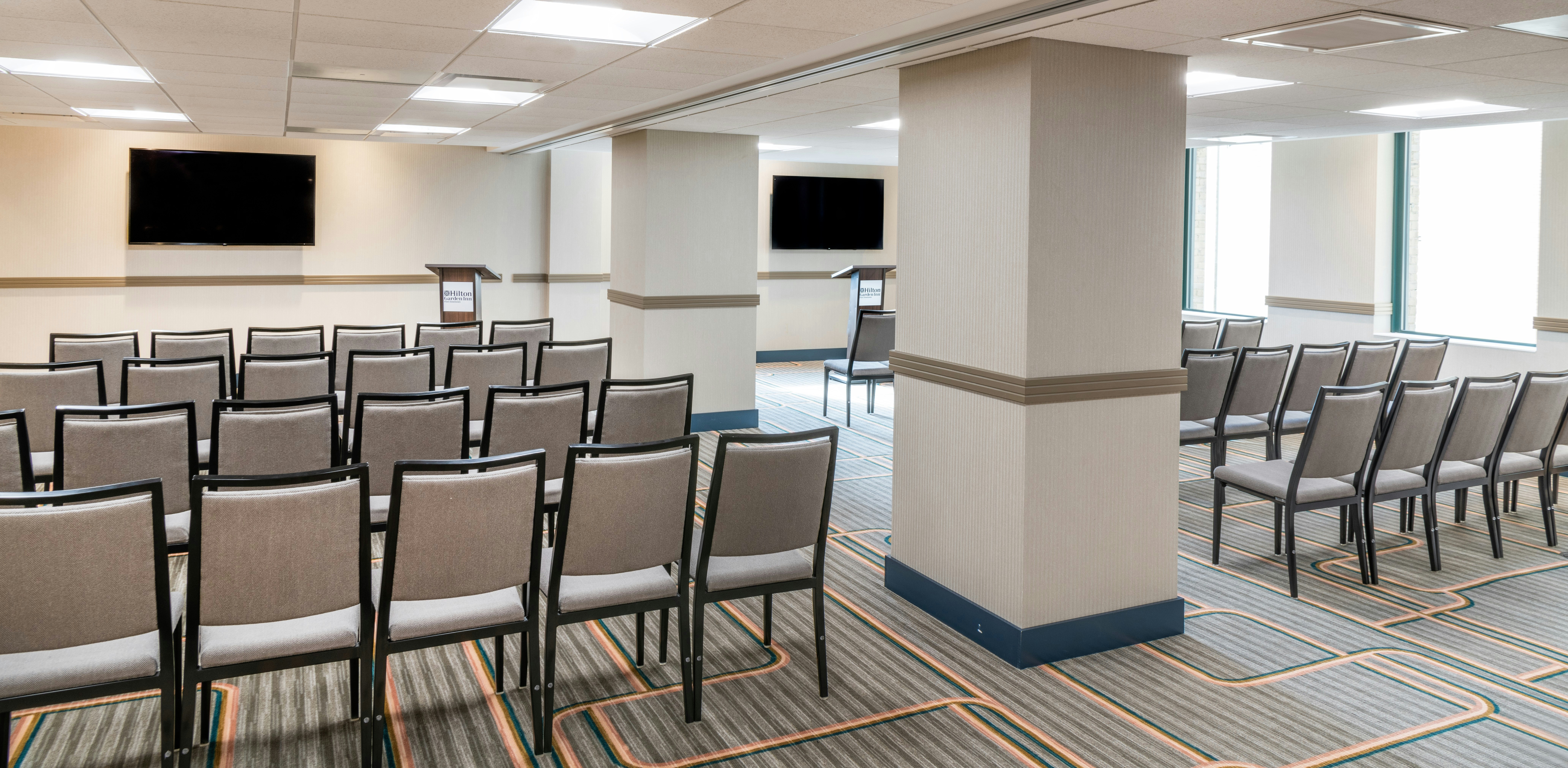 Hilton Garden Inn Flint Downtown 48/54