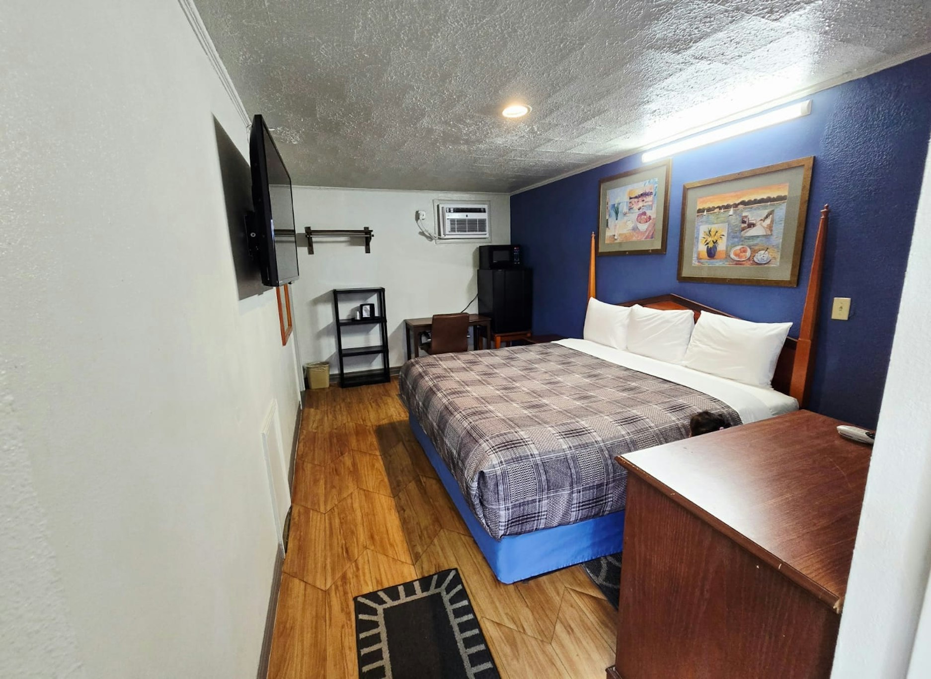 Chek Inn Motel Rockingham NC 18/27