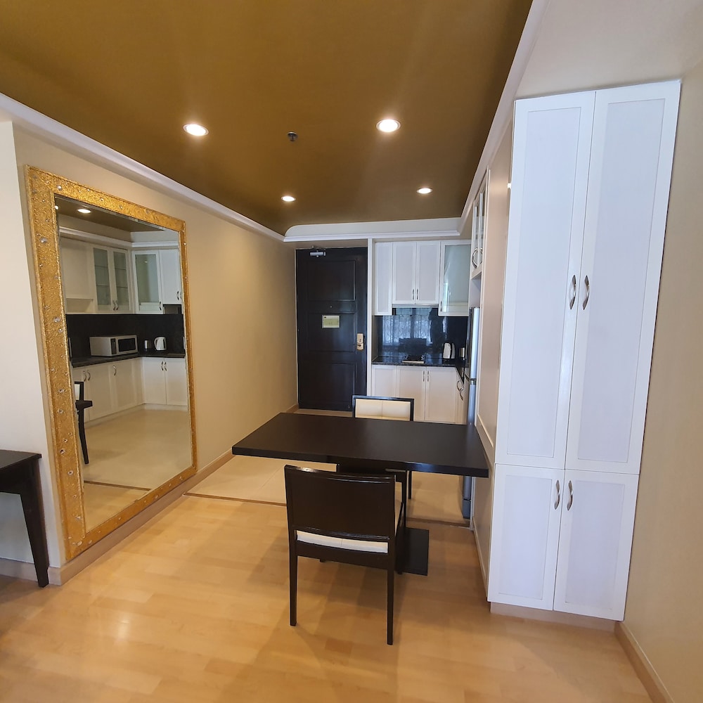 Admiral Premier Bangkok 57/69