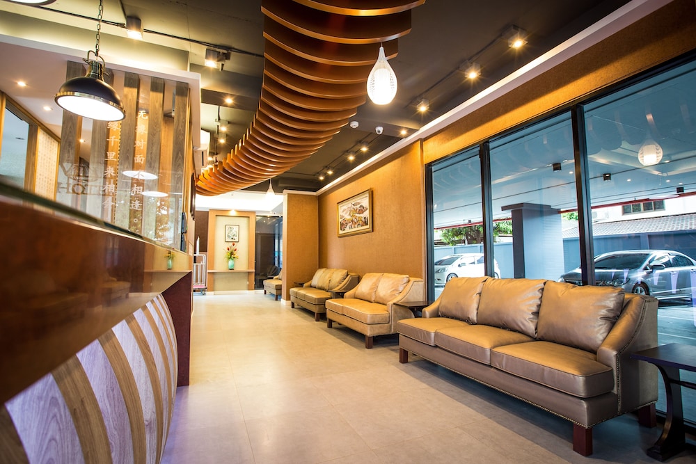 Villa Baron Hotel 30/50