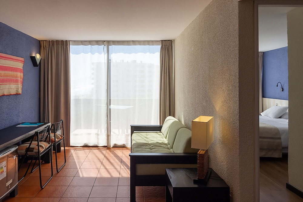 Hotel Club La Serena 67/67