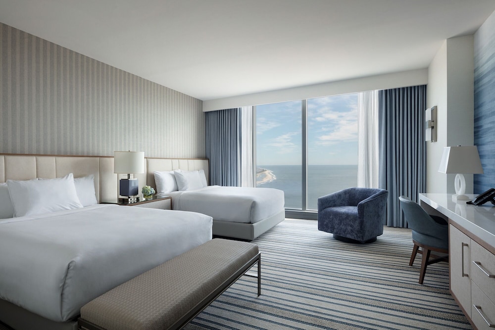 Ocean Resort Casino 24/76