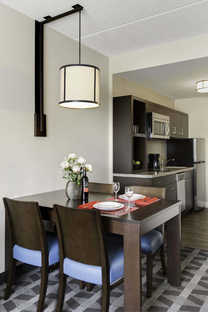 Towneplace Suites Pittsburgh Harmarville 25/27
