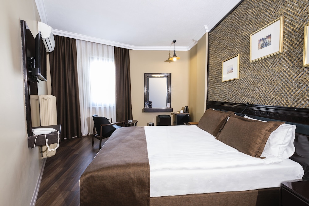 BASIC, DOUBLE BED