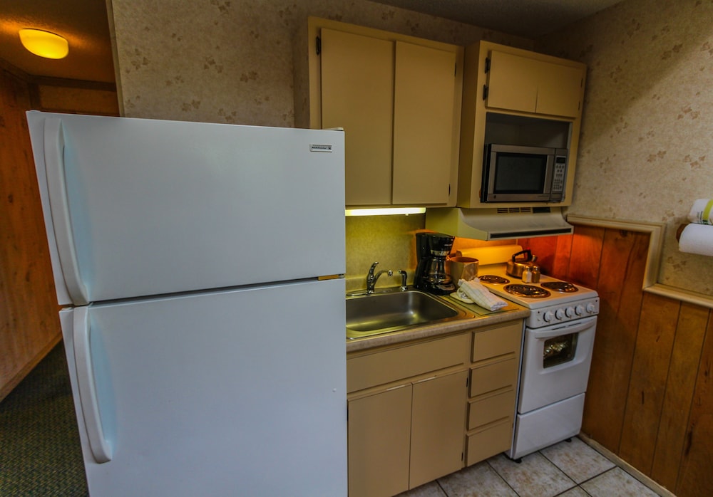 Smoketree Lodge, a VRI resort 10/70