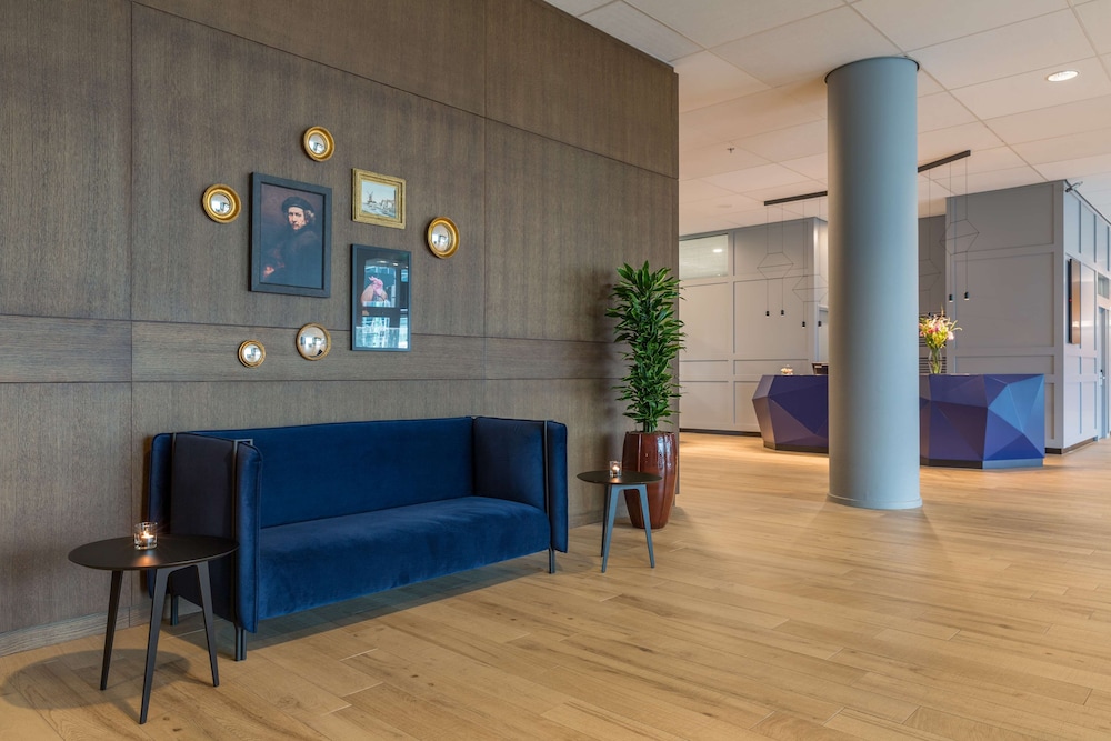 Radisson Blu Hotel Amsterdam Airport 9/80