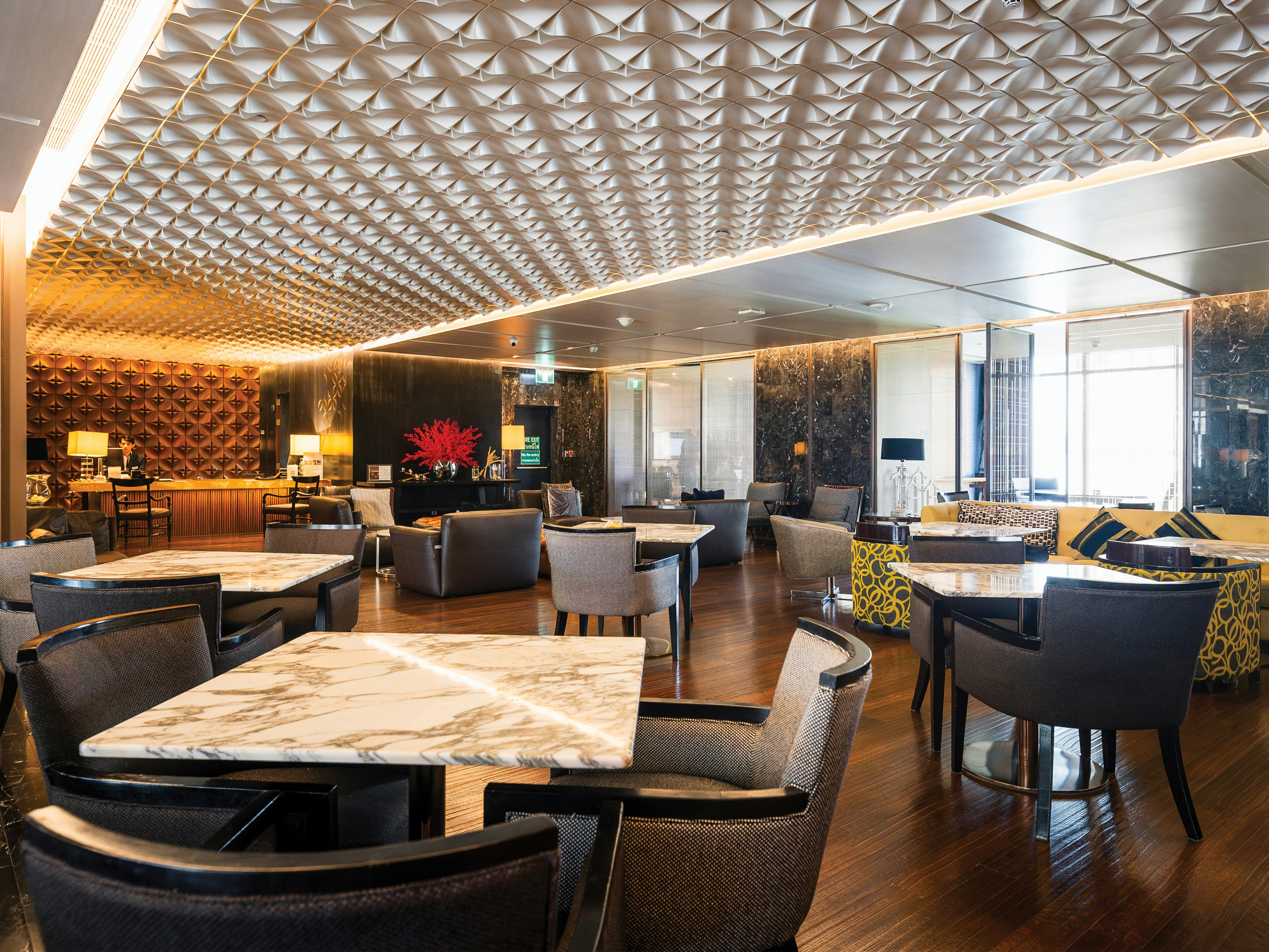 Hilton Sukhumvit Bangkok Hotel 61/80