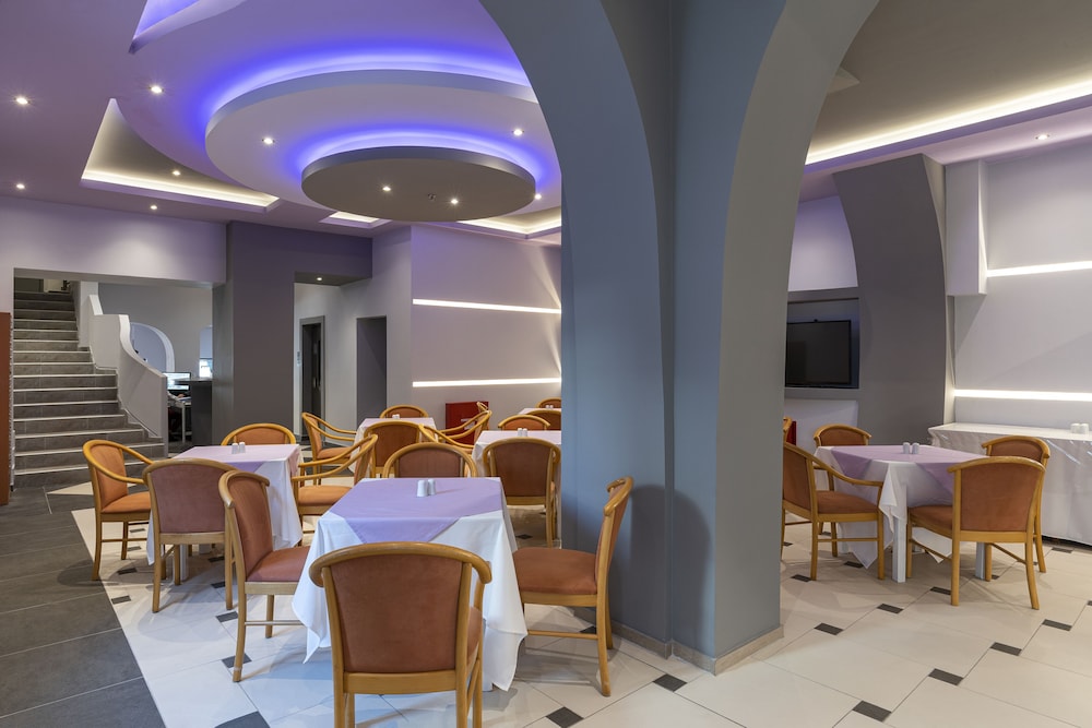 Nep Center Hotel 38/47