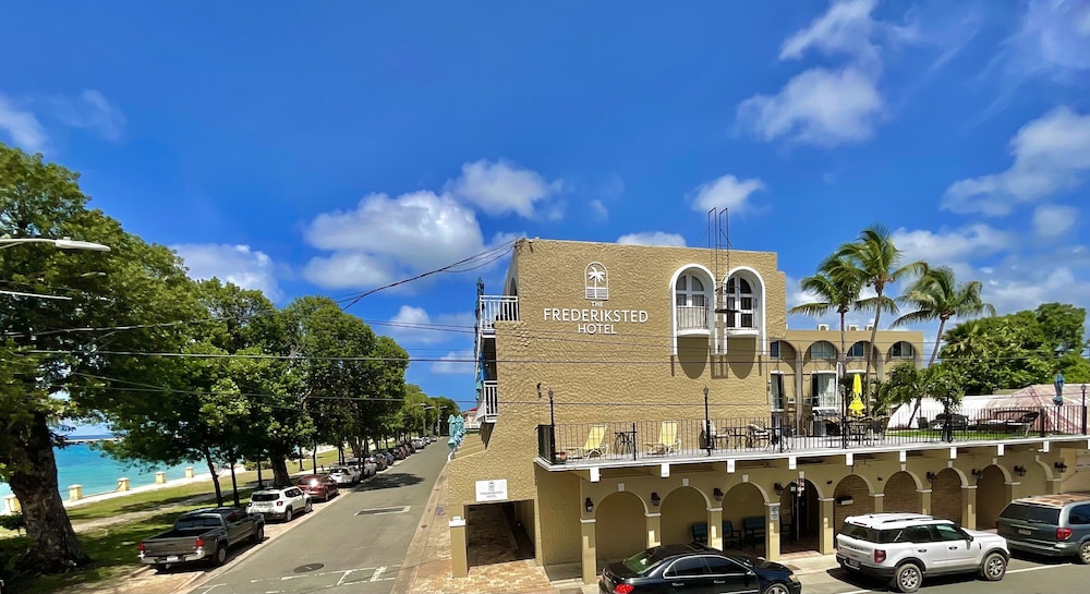 The Frederiksted Hotel 39/49