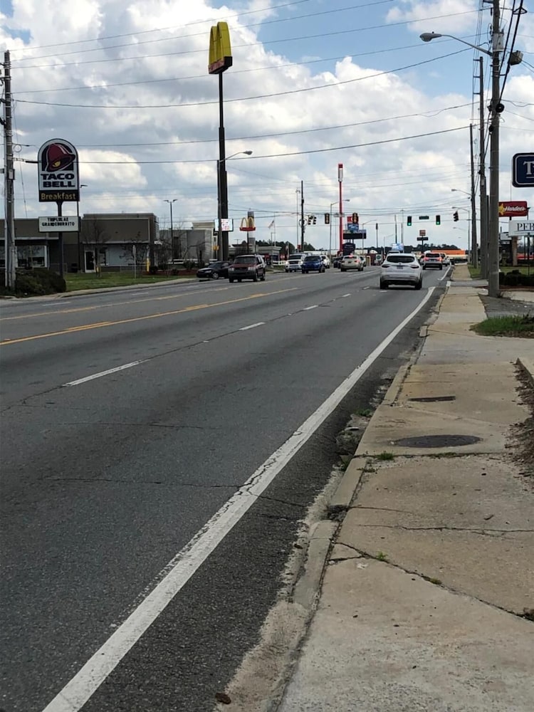Capital Inn 43/48