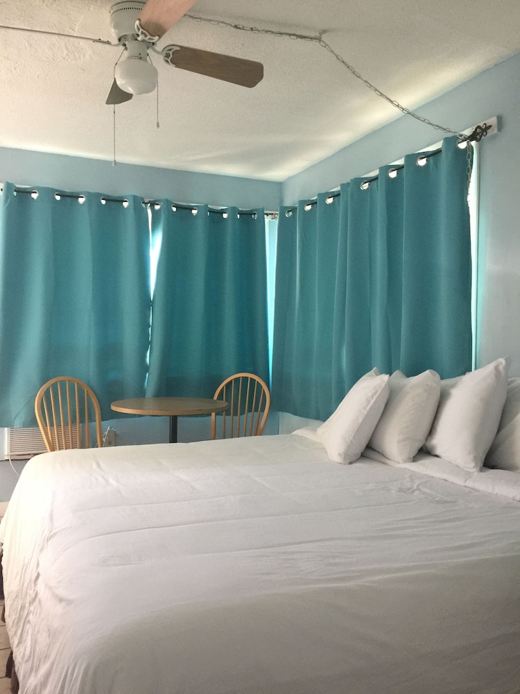 The St Maurice Beach Inn 23/66
