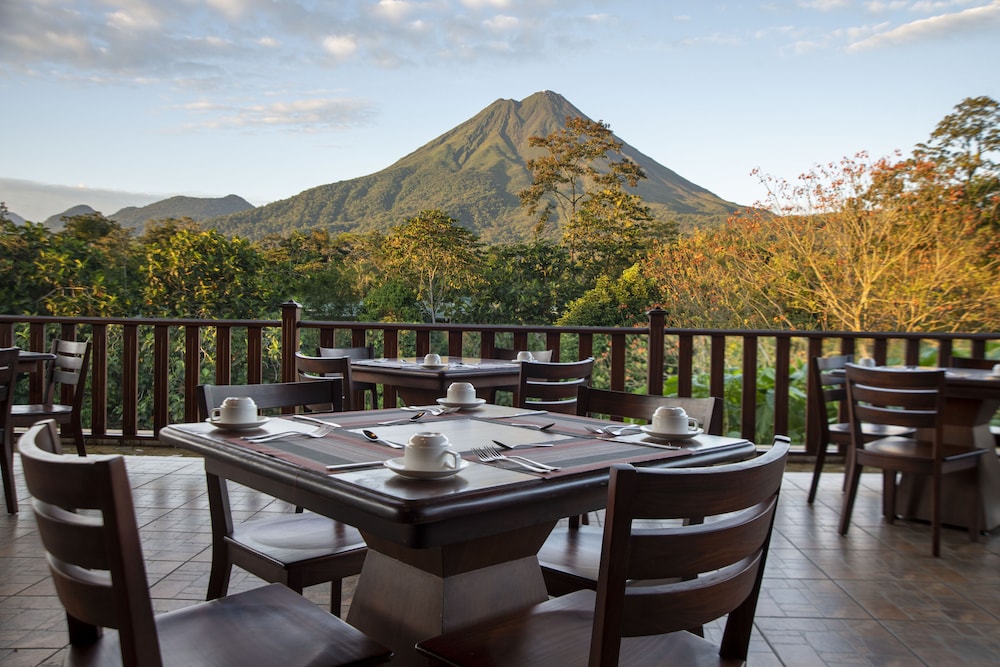 Arenal Manoa And Hot Springs 36/50