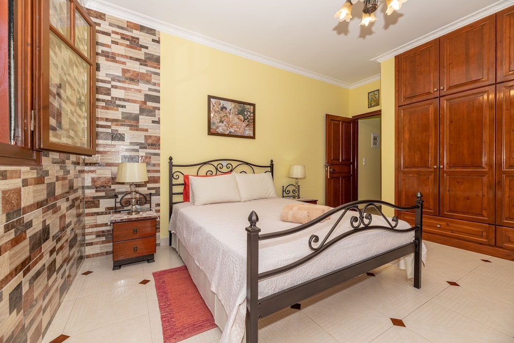 Arazzo Holiday Apartments 14/50