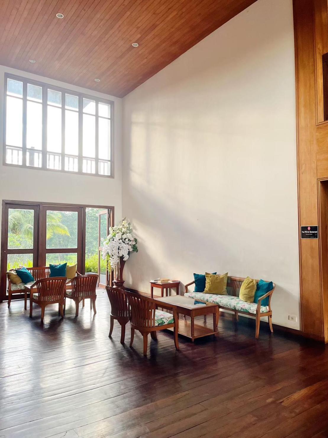 RIVERHOUSE RESORT 55/78