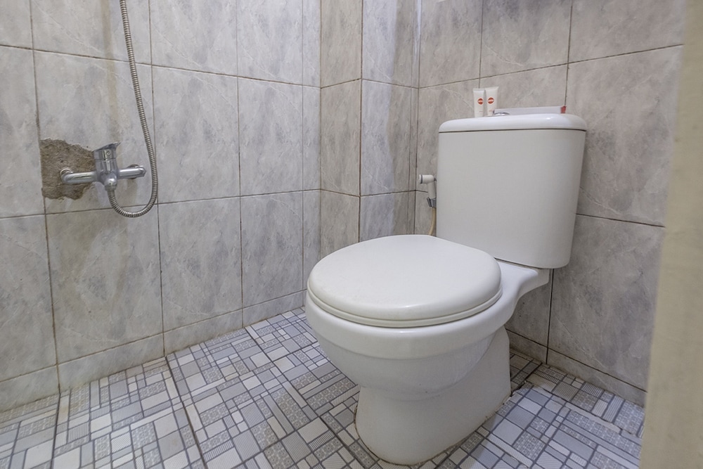 SPOT ON 2718 Backpacker's Homestay Jlegong 49/51